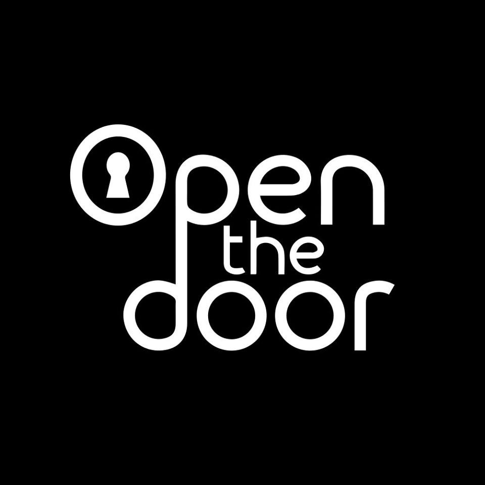 Open The Door - Escape Room
